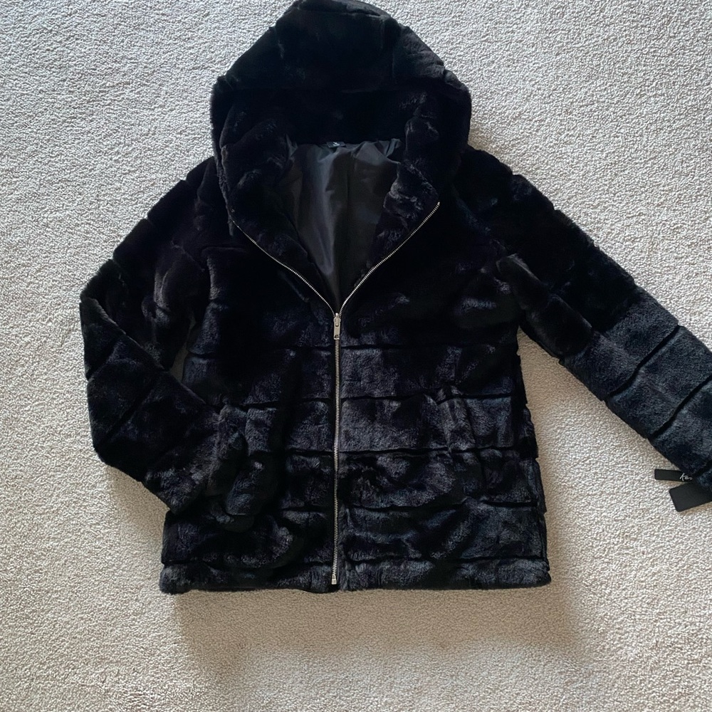 Women's Black Hooded SOFT SHINE Faux Fur, Reversible jacket!, SZ SM, NEW W/Tags